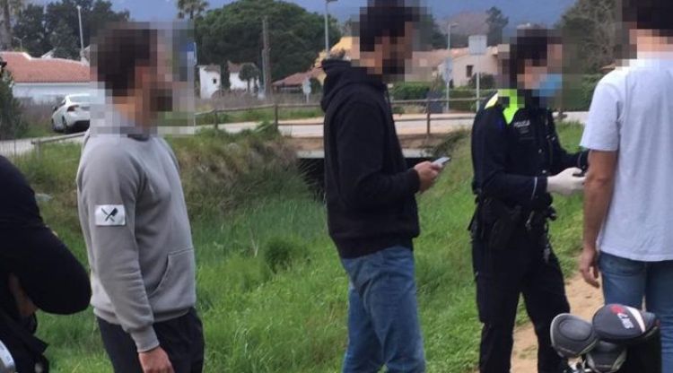 Els joves denunciats. Policia Local de Santa Cristina d\'Aro