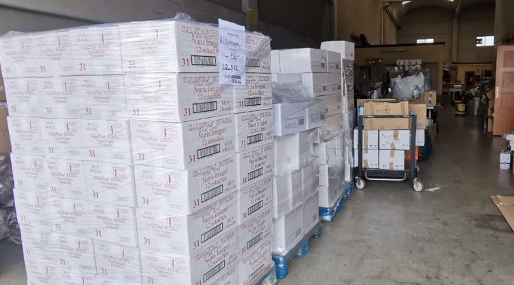 Caixes de material recollides al Ripollès per enviar a Ucraïna