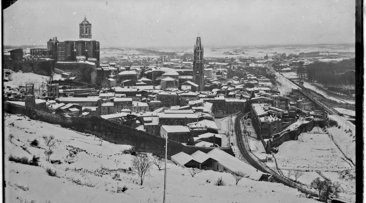 Girona nevada des de Montjuïc, 14 de gener de 1926. Valentí Fargnoli