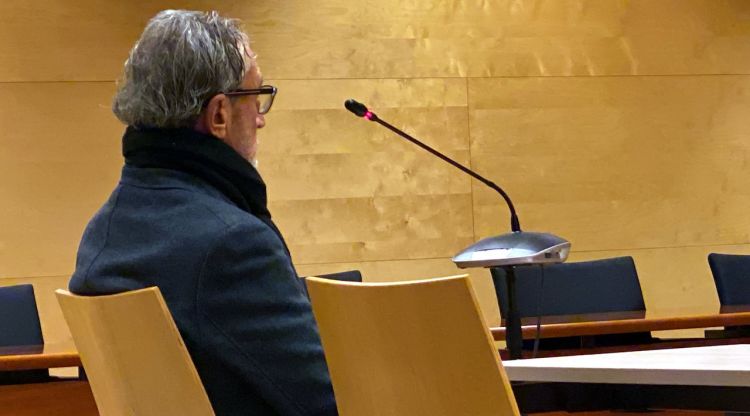 El professor de bateria de Quart acusat d'abusos. Foto de la vista a l'Audiència de Girona. ACN