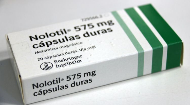 Detall d'una capsa de Nolotil de 575 mg. ACN