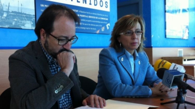 El diputat del PSC, Àlex Sáez, i l'alcaldessa de Palamós, Teresa Ferrés © ACN