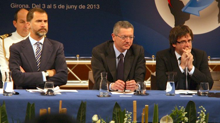 D'esquerra a dreta: Felip de Borbó, Alberto Ruiz-Gallardón i Carles Puigdemont © ACN