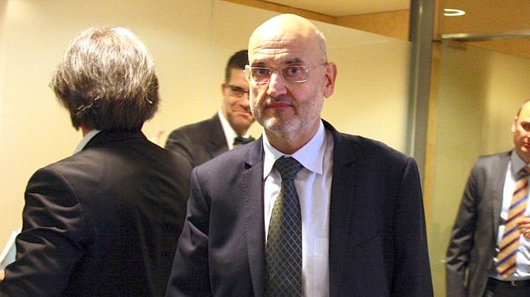 El director de 'la Caritat', Joan Sala, sortint del judici © ACN