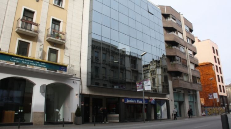 L'edifici situat al número 12 de la carretera Barcelona - ACN